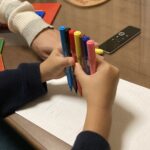 2022.11.03(Thu) 虹色の鉛筆を作る息子
